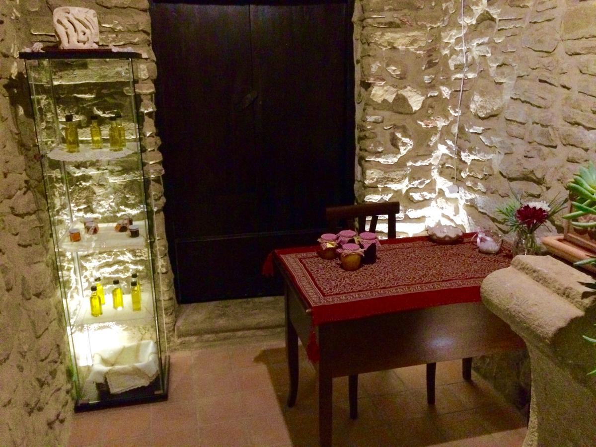 Pozzo Medievale Prignano Cilento Luaran gambar