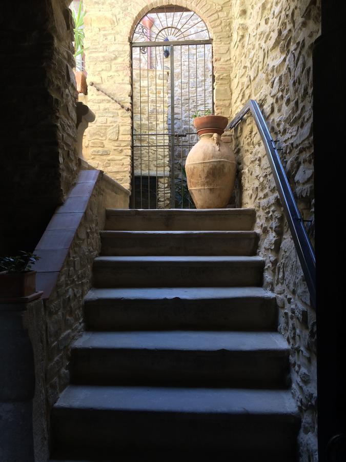 Pozzo Medievale Prignano Cilento Luaran gambar